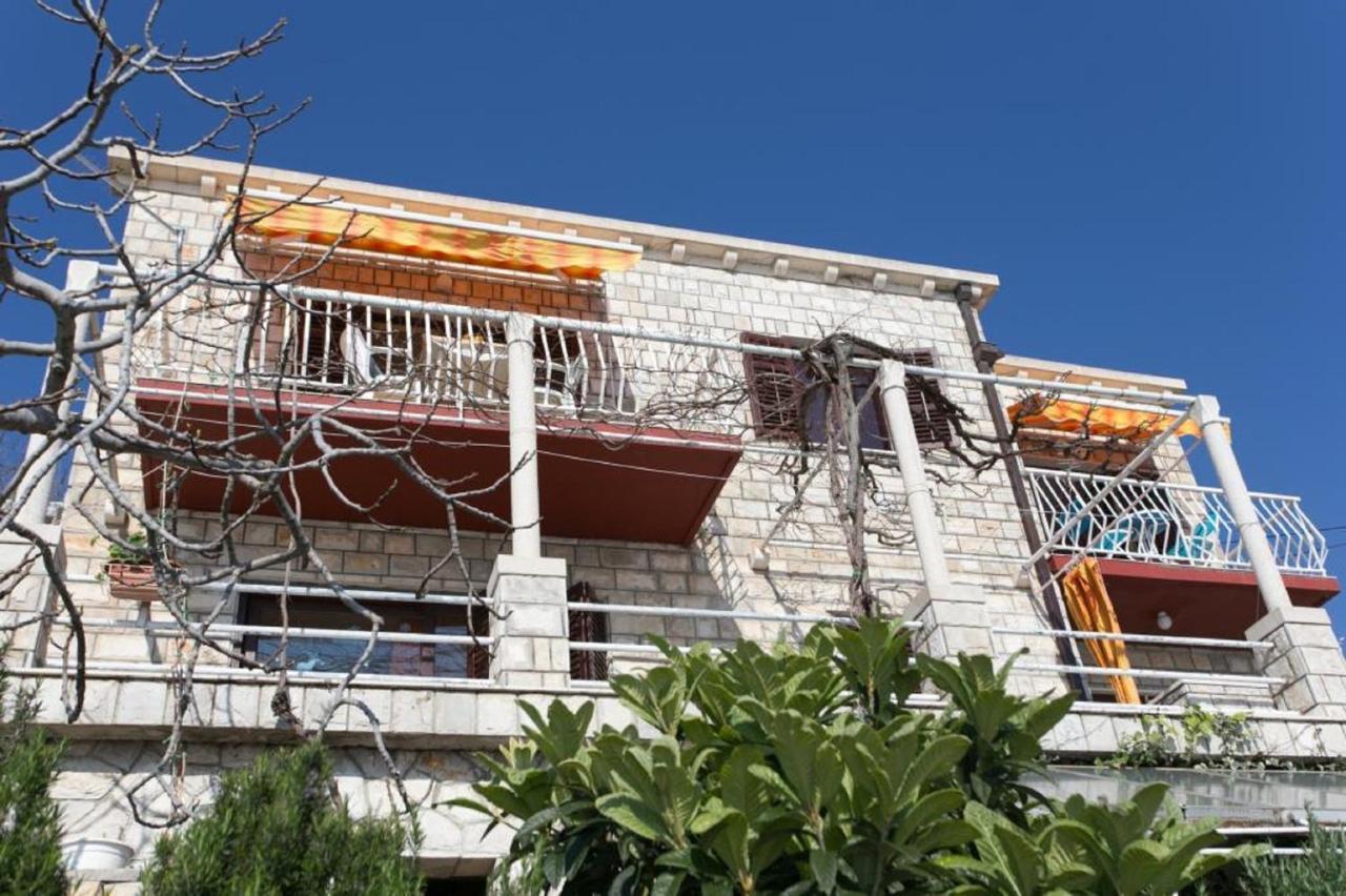 Apartment Neve