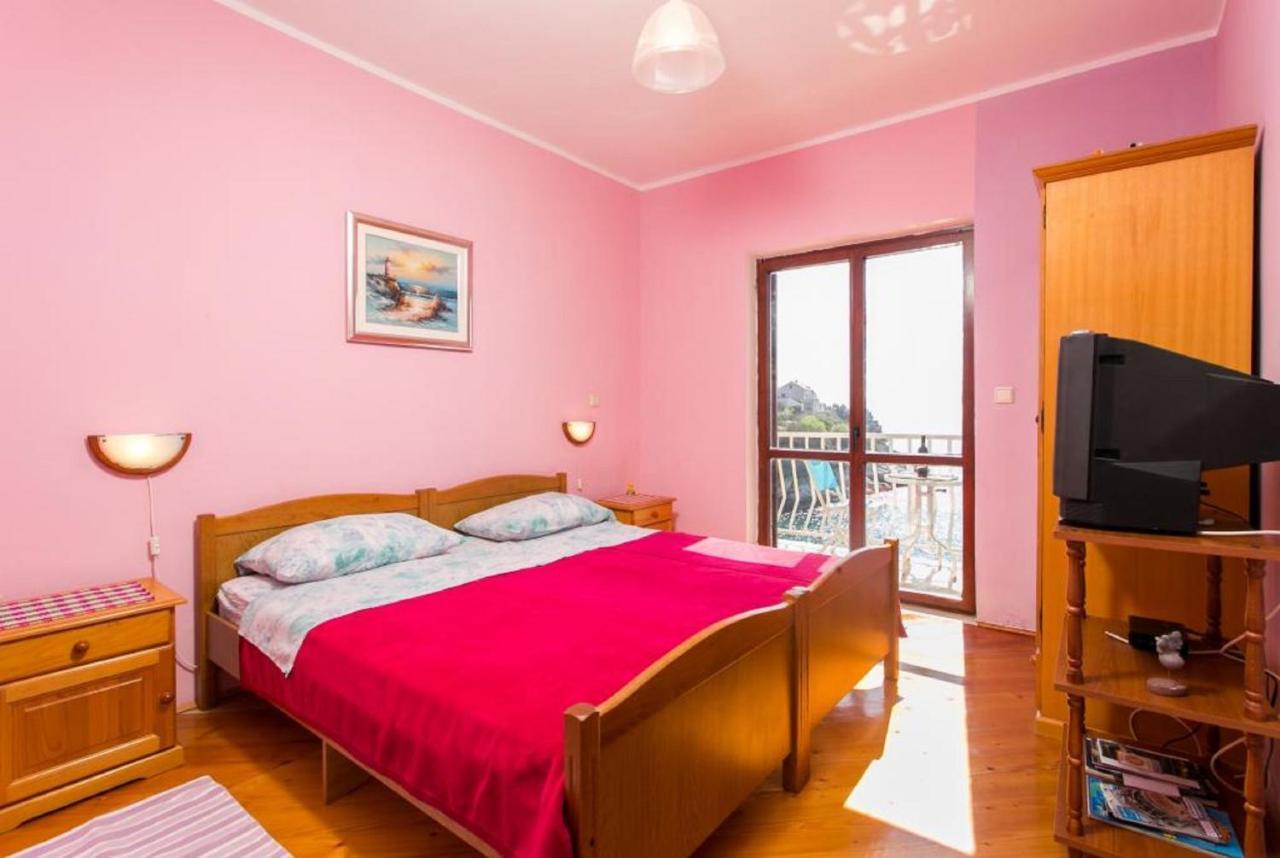 Apartment Neve