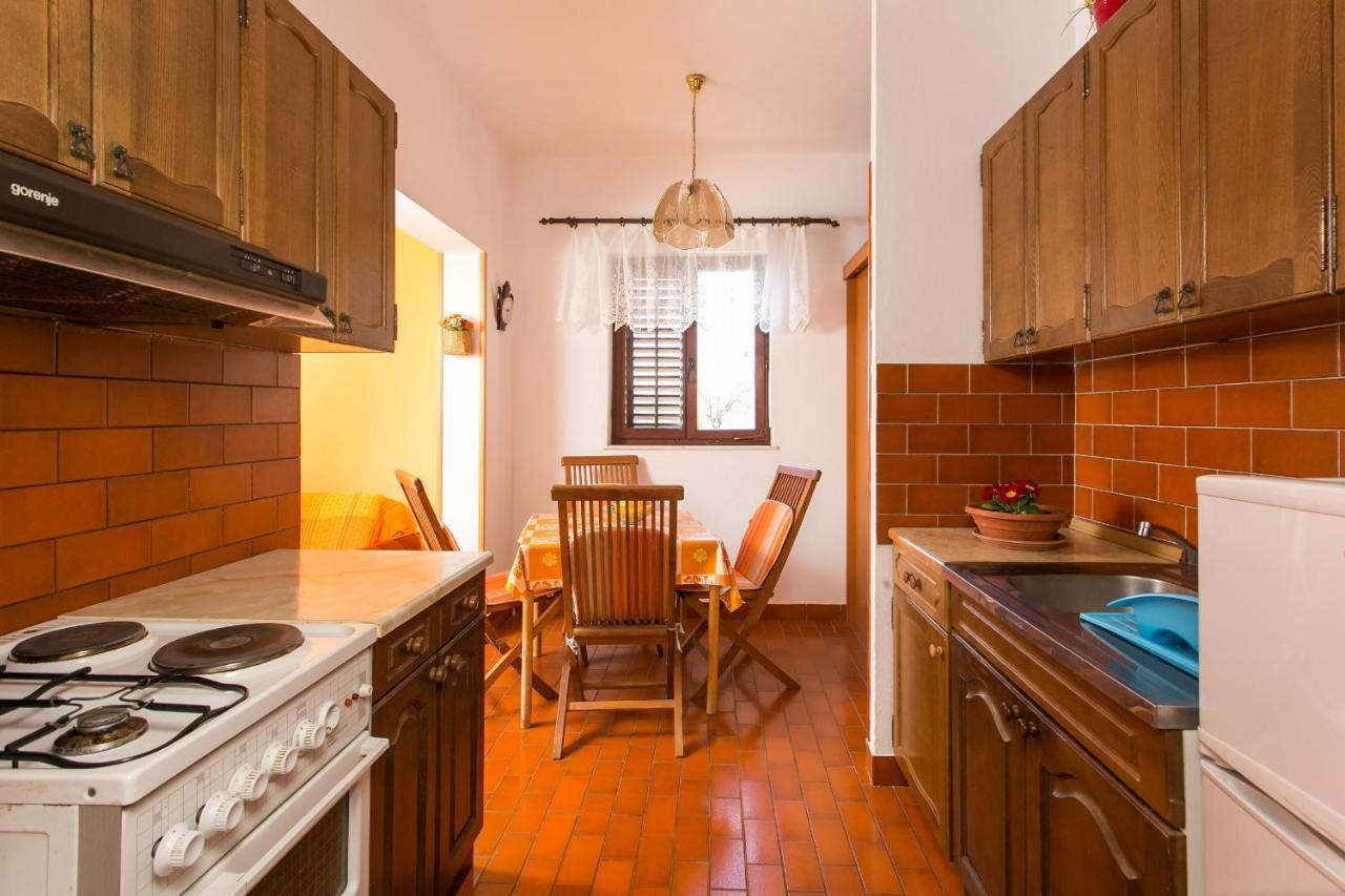 Apartment Neve